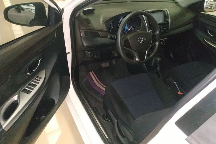 Used Toyota YARiS L Zhi Xuan 2015 1.5E Automatic Charm Edition