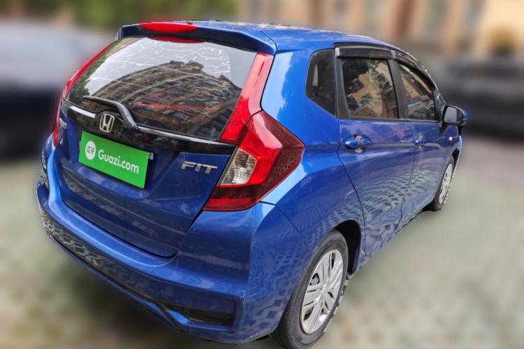Used Honda Fit 2018 1.5L CVT Comfort Version Rear Right 45 Deg