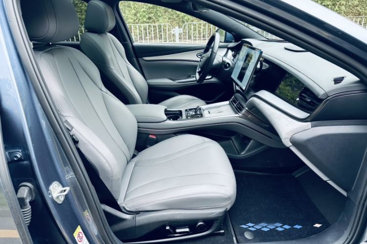 Used BYD Seal 07 DM-i 2025 DM-i 1.5L 125km Prestige Model Right Front Seat