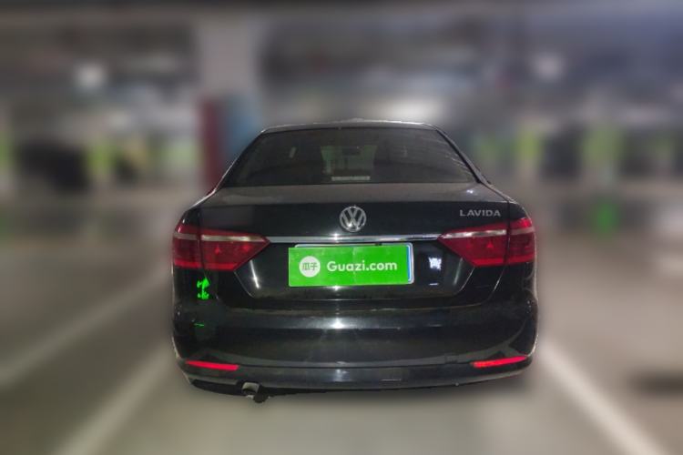 Used Volkswagen Lavida 2013 Revised Classic 1.6L Manual Fashion Edition
