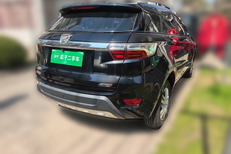 Used JMC Yusheng S330 2016 1.5L GTDi Manual Two-Wheel Drive Value Edition Rear Right 45 Deg