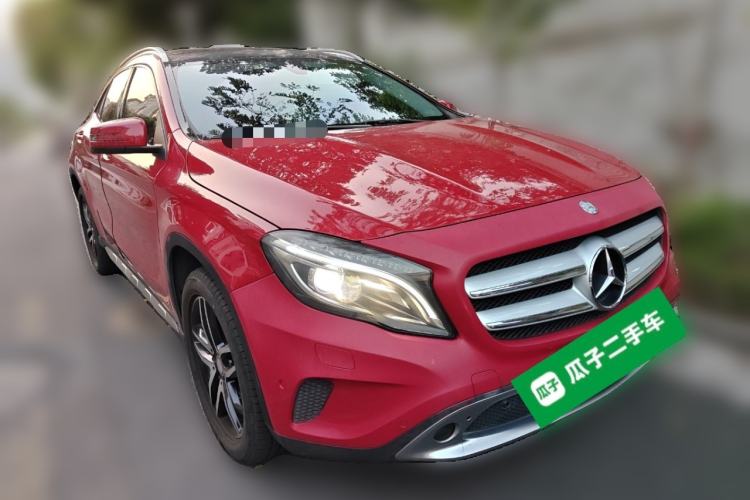 Used Mercedes-Benz GLA 2016 GLA 200 Fashion Model Front Right 45 Deg