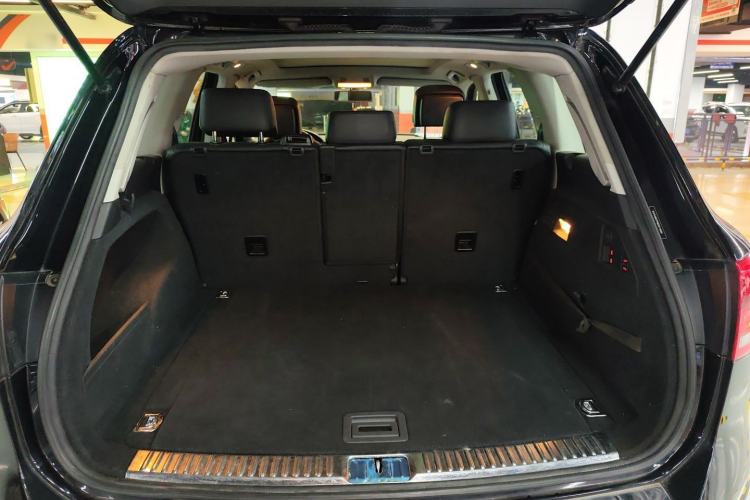 Used Volkswagen Touareg 2014 3.0 TSI New Edition