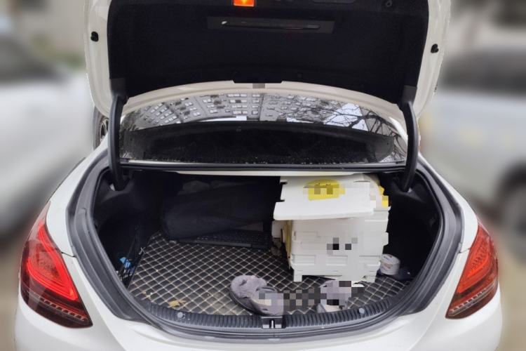 Used Mercedes-Benz C-Class 2019 C 260 Sport Edition Trunk