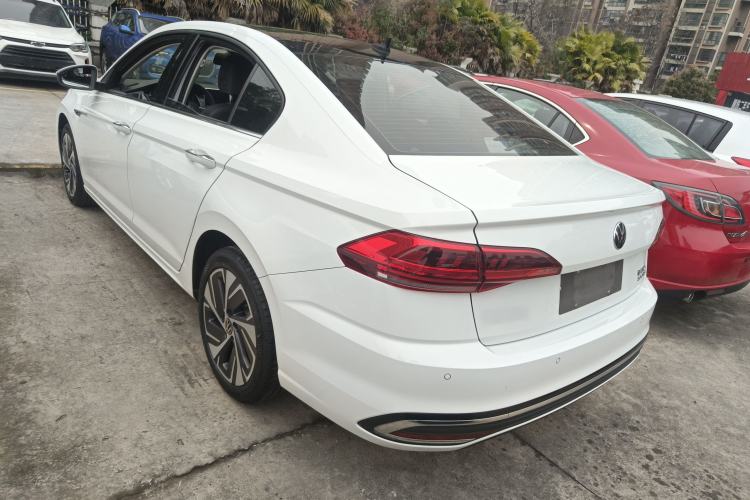 Used Volkswagen Bora 2023 300TSI DSG Prestige Edition