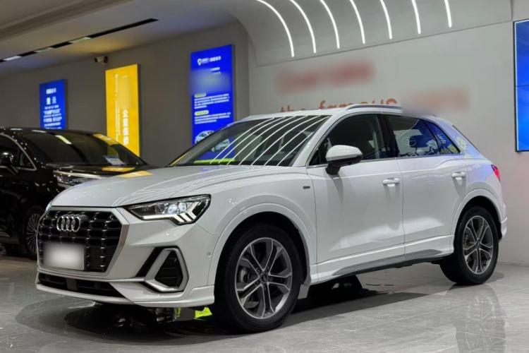 Used Audi Q3 2023 40 TFSI Fashion Dynamic Model