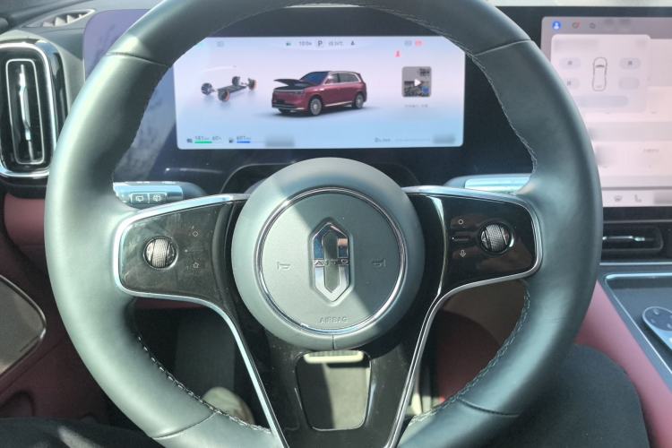 Used Hima AITO M8 2025 Extended-Range Ultra Version 53.4 kWh 5-Seater Edition Steering Wheel