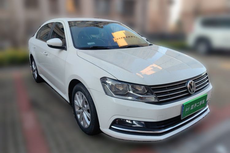 Used Volkswagen Lavida 2017 1.6L Automatic Comfort Edition
