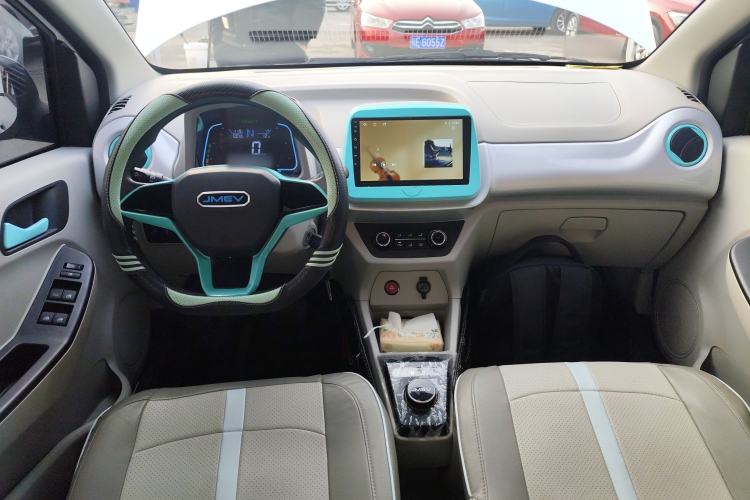 Used JMEV Xiao Qilin 2024 201km Comfort Version Center Console