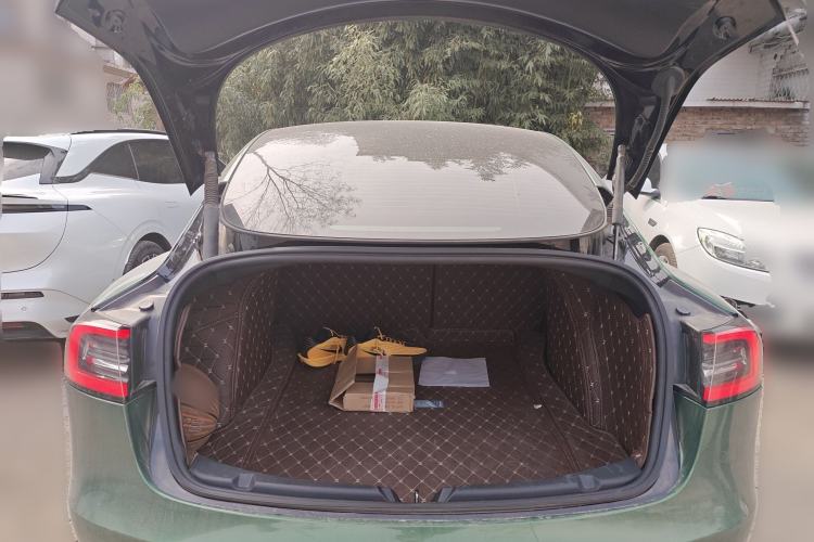 Used Tesla Model 3 2022 Rear-Wheel-Drive Version Trunk