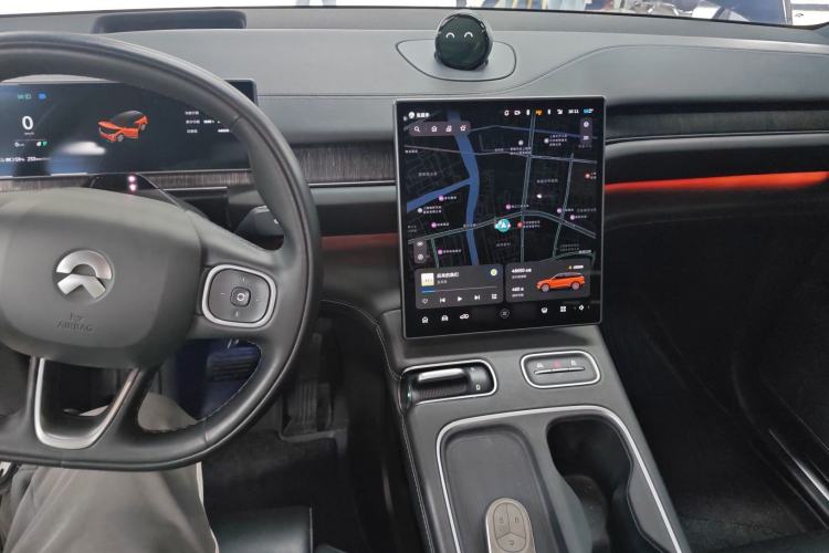 Used Nio ES6 2023 75 kWh Center Console