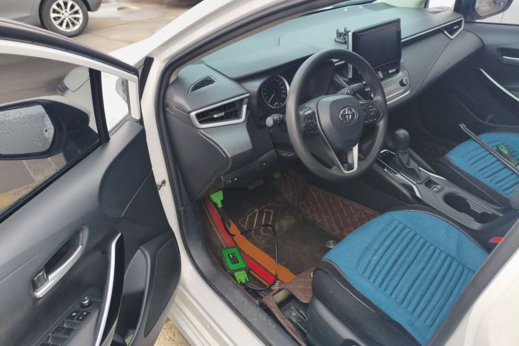 Used Toyota Corolla 2021 Dual-Motor 1.8L E-CVT Elite Edition Driver Seat