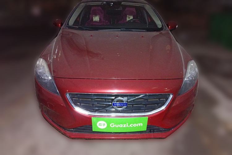 Used Volvo V40 2013 2.0T Zhiyi Edition