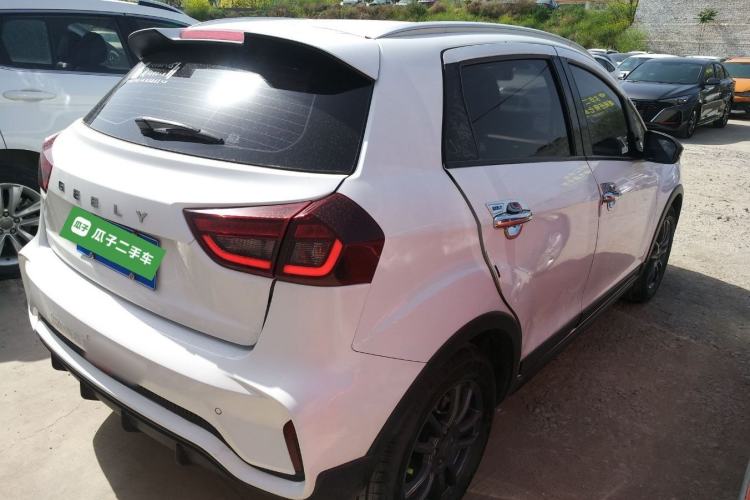 Used Geely Auto Vision X3 2021 PRO 1.5L CVT Deluxe Model Rear Right 45 Deg