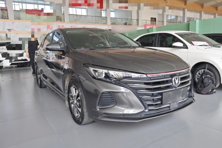 Used CHANGAN Eado 2022 PLUS 1.6L GDI Manual Luxury Model Front Right 45 Deg