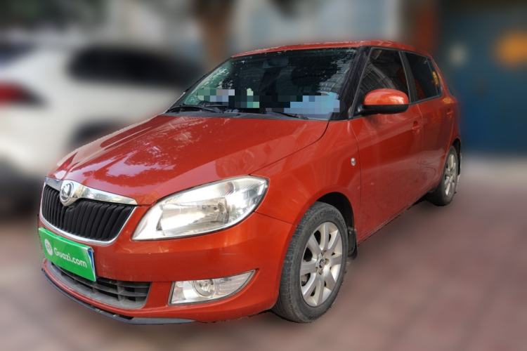 Used Skoda Fabia 2014 1.4L Automatic Crystal Edition