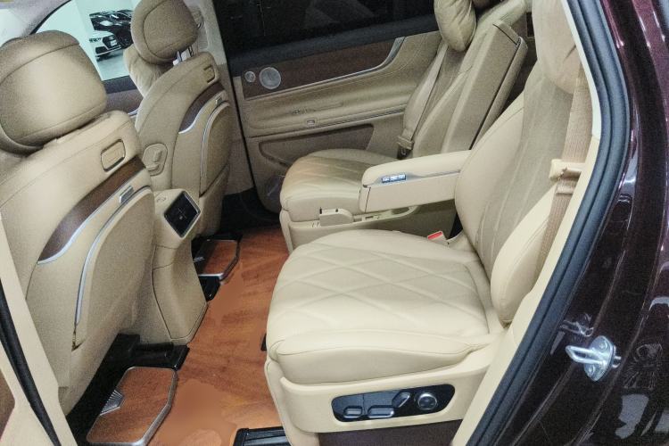 Used Hima AITO M9 2025 Extended-Range Ultra Version 52 kWh 6-Seater
