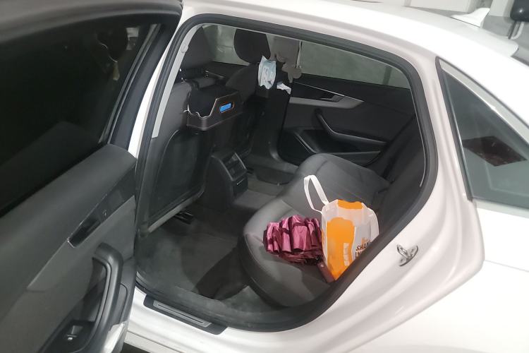 Used Audi A4L 2019 40 TFSI Ambition Version China V Left Rear Seat