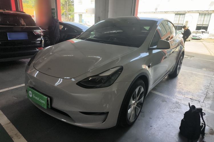 Used Tesla Model Y 2021 Standard Range Rear-Wheel Drive Version