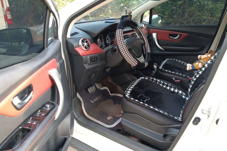 Used Haval H1 2015 1.5L AMT Urban Model