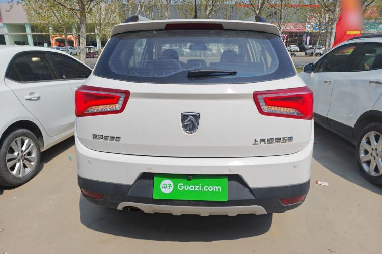 Used Baojun 560 2015 1.8L manual Comfort trim level
