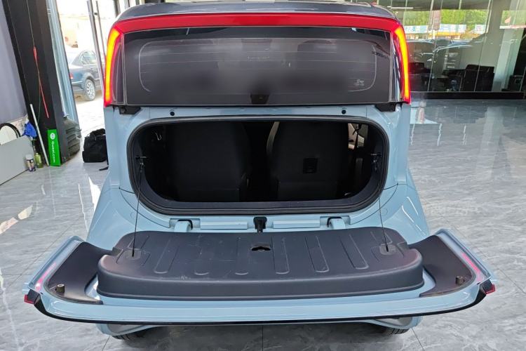 Used Baojun KiWi EV 2021 Designer Lithium Iron Phosphate Trunk