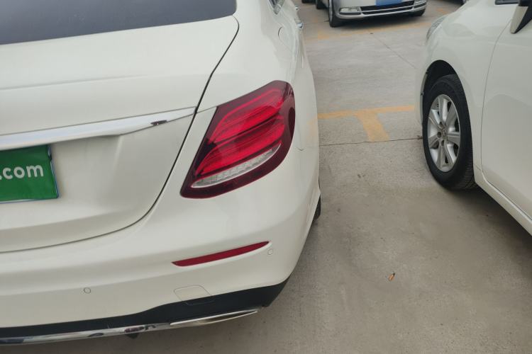 Used Mercedes-Benz E-Class 2019 E 260 L Sport Edition Right Rear Taillight