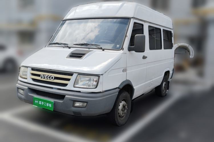 Used Iveco Daily 2012 2.5T-A35 Logistics Version 1 Mid-Roof