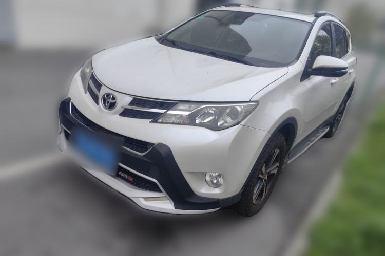 Used Toyota RAV4 2016 2.0L CVT Two-Wheel Drive Fashion Edition China V Standard