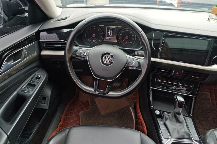 Used Volkswagen Passat 2020 330TSI Elite Edition China VI Steering Wheel