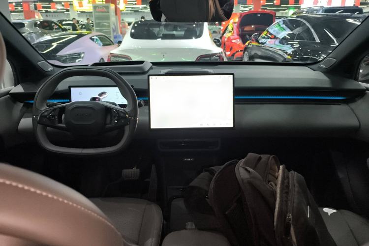 Used Lynk & Co Z20 2025 530 km Range Rear-Wheel Drive Max