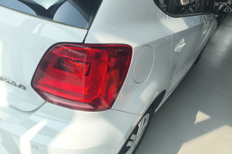 Used Volkswagen Polo 2016 1.4L Manual Fashion Model