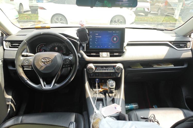 Used Toyota RAV4 2021 2.0L CVT Two-Wheel Drive Fashion PLUS Edition
