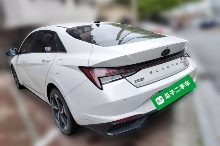 Used Hyundai Elantra 2022 1.5L CVT LUX Prestige Edition
