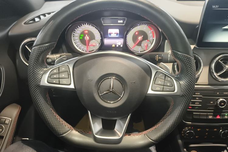 Used Mercedes-Benz CLA 2015 CLA 220 4MATIC Steering Wheel