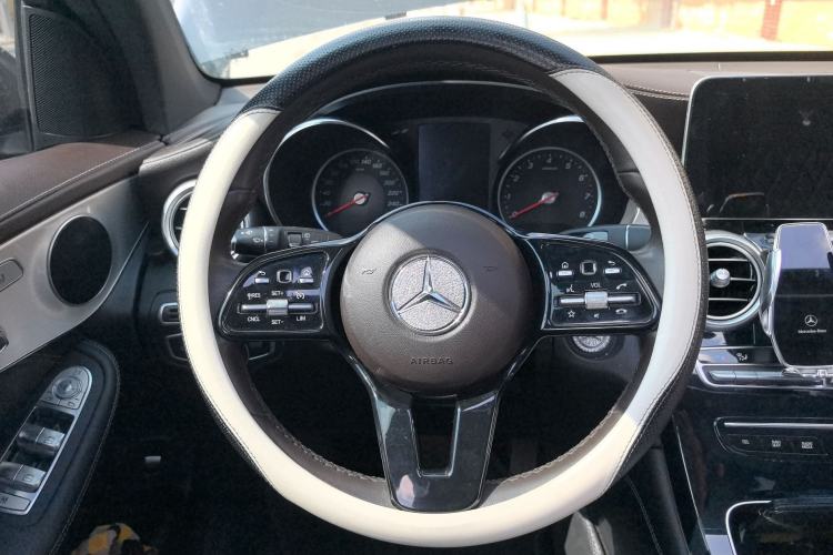 Used Mercedes-Benz GLC 2020 GLC 260 L 4MATIC Dynamic Model
