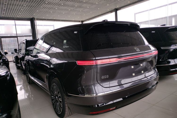 Used Nio ES8 2026 Model 6-seat Executive Luxury Edition Rear Left 45 Deg