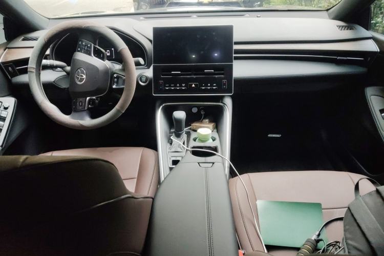 Used Toyota Avalon 2024 2.0L Ambition Edition Center Console