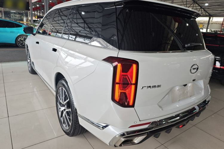 Used GAC Trumpchi GS8 2022 Dual-Engine Series 2.0TM Two-Wheel Drive Prestige Edition (7 Seats) Exterior 2