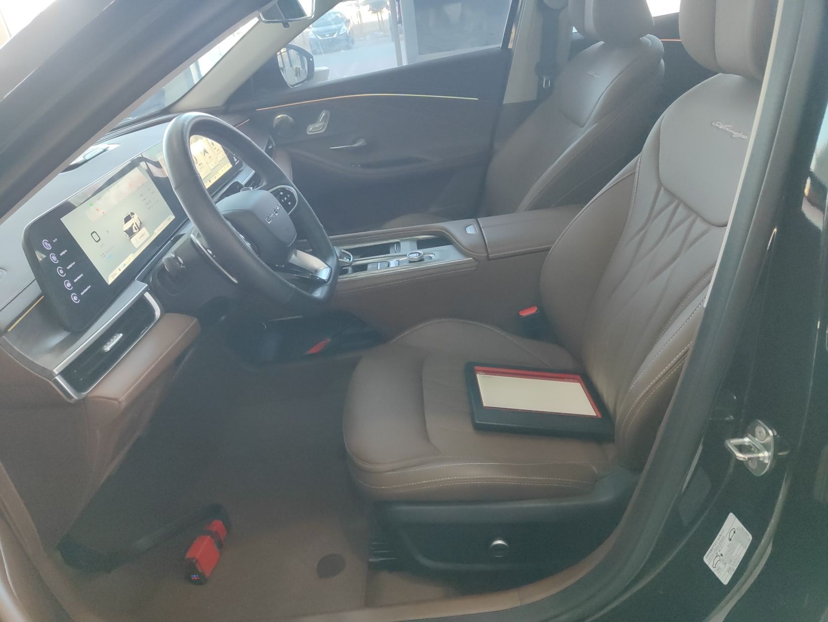 Переднее сиденье в автомобиле