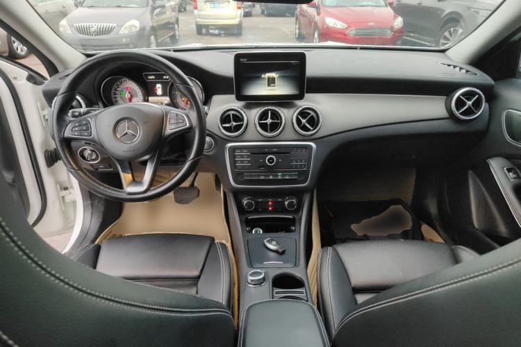 Used Mercedes-Benz GLA 2016 GLA 200 Fashion Model