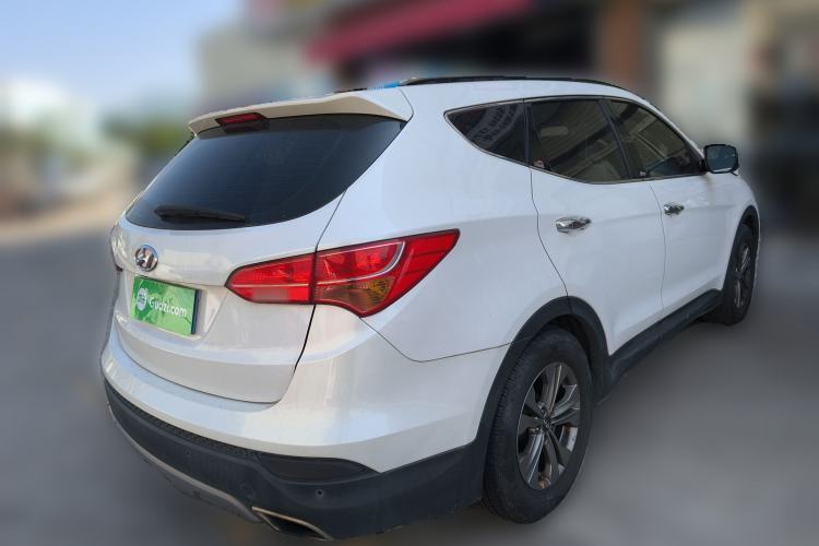 Used Hyundai Santa Fe 2015 2.0T Automatic Two-Wheel Drive Smart Version 5 Seats