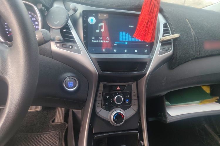 Used Hyundai Elantra (5th Generation / Langdong) 2015 1.6L Automatic Leading Model Audio And AC Panel