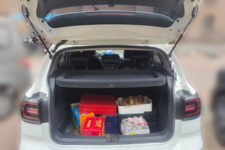 Used Volkswagen Tacqua 2020 1.5L Automatic Yue
