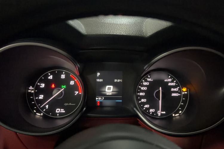 Used Alfa Romeo Stelvio 2017 2.0T 200HP Elite Edition Instrument Cluster