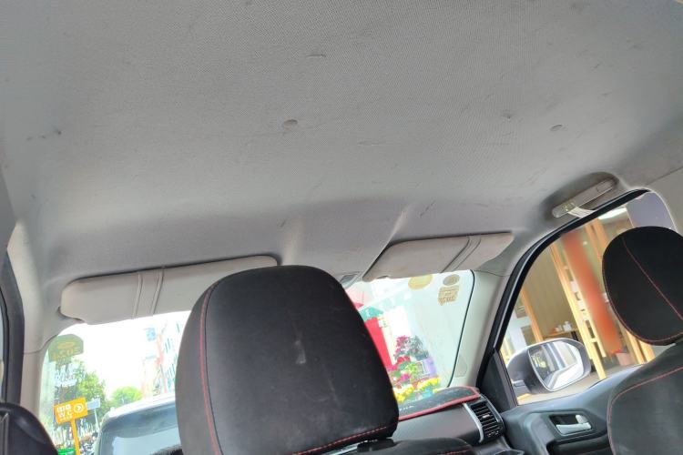 Used CHANGAN OSHAN X70A 2018 1.5L Manual Standard Edition Headliner