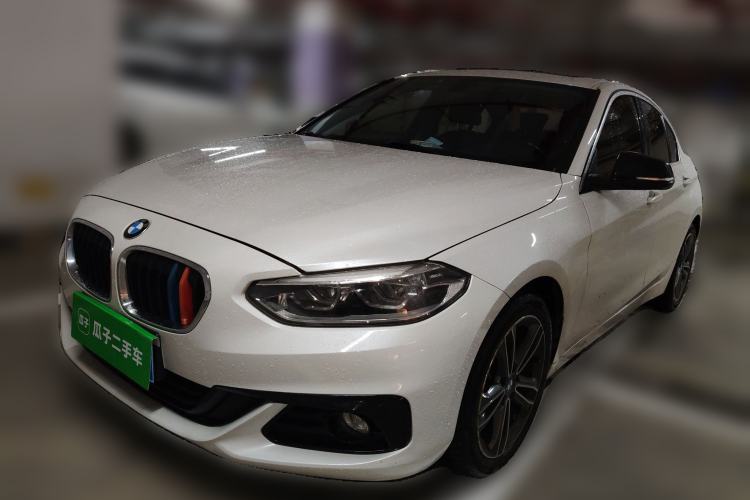 Used BMW 1 Series 2018 Facelifted 118i Sport Edition Front Left 45 Deg