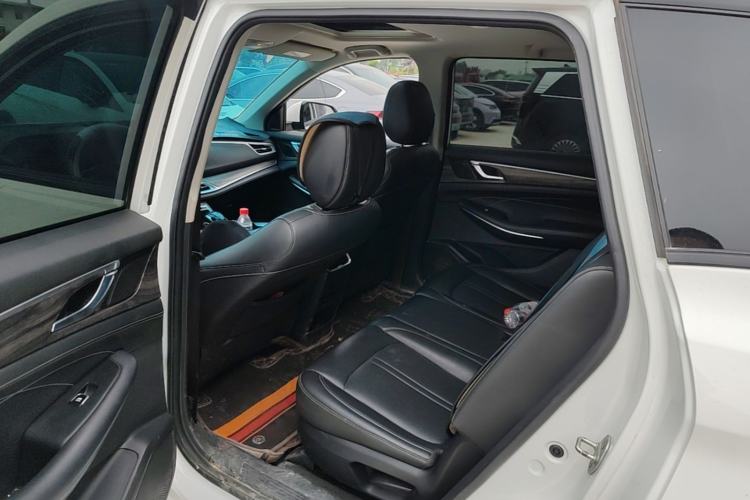 Used Landian E5 2023 1.5L DE-i 100KM Comfort Edition 7-Seater
