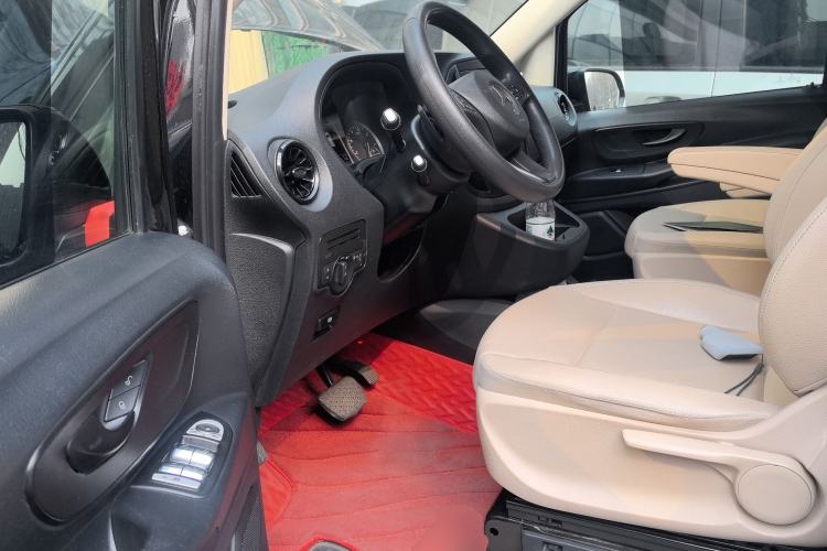 Used Mercedes-Benz Vito 2021 2.0T Elite Version 7 Seats