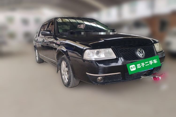 Used Volkswagen Santana Vista 2008 1.8L Manual Comfort Edition Front Right 45 Deg